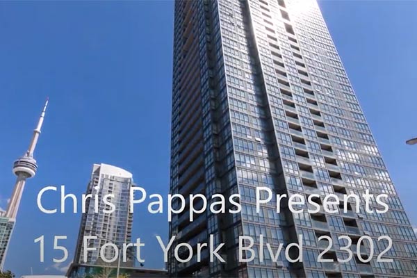 1 Bdrm + Den With Parking -15 Fort York Blvd. Toronto